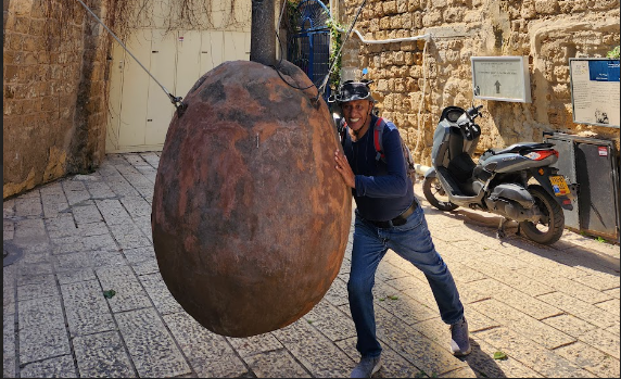 5da7eff6-8db0-42a2-bfec-0b27ff3fe18d